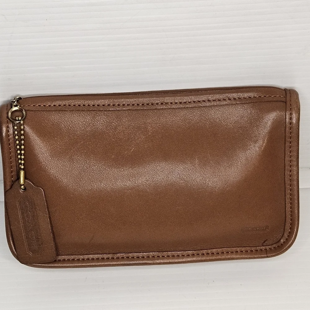 Coach Vintage 7165 British Tan Leather Chunky Case Pouch , Clutch Bag – USA Made